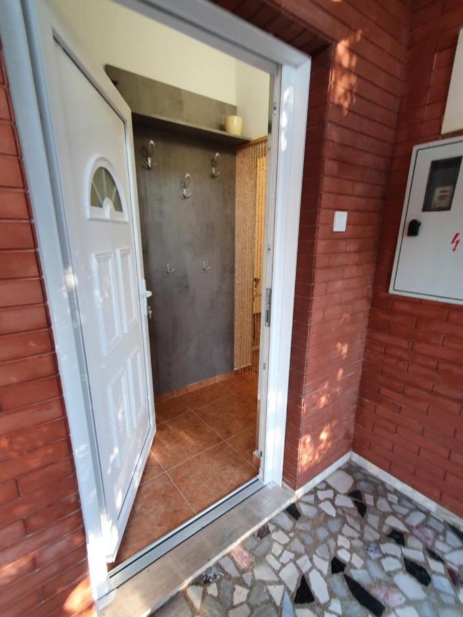 Zita - Heart Of Rovinj, Apartment For 2, Free Parking, 2Min Center, 5Min Beach Walk מראה חיצוני תמונה