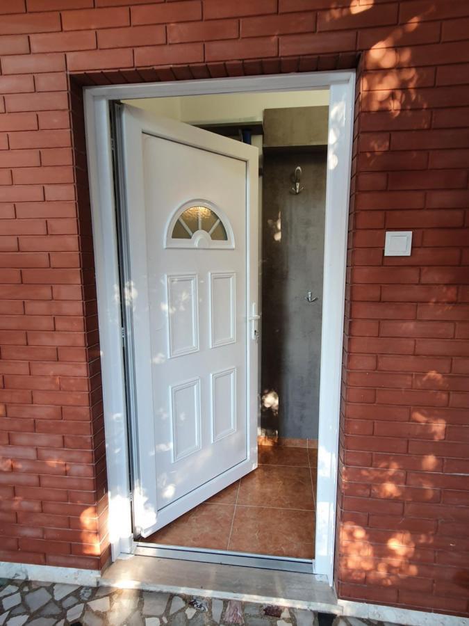Zita - Heart Of Rovinj, Apartment For 2, Free Parking, 2Min Center, 5Min Beach Walk מראה חיצוני תמונה