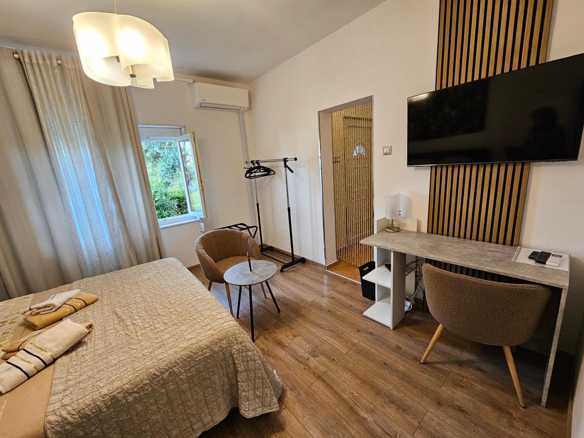 Zita - Heart Of Rovinj, Apartment For 2, Free Parking, 2Min Center, 5Min Beach Walk מראה חיצוני תמונה